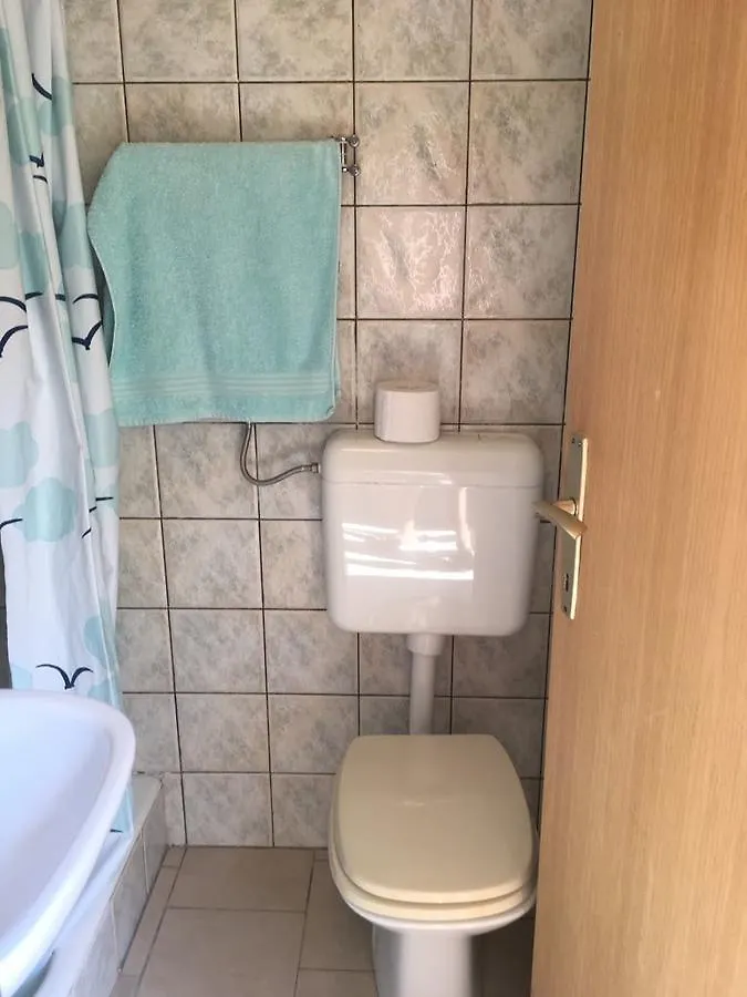 Studio Mladen Apartment Njivice